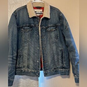 American Eagle Outfitters Blue Denim Jacket with Cream Sherpa Lining